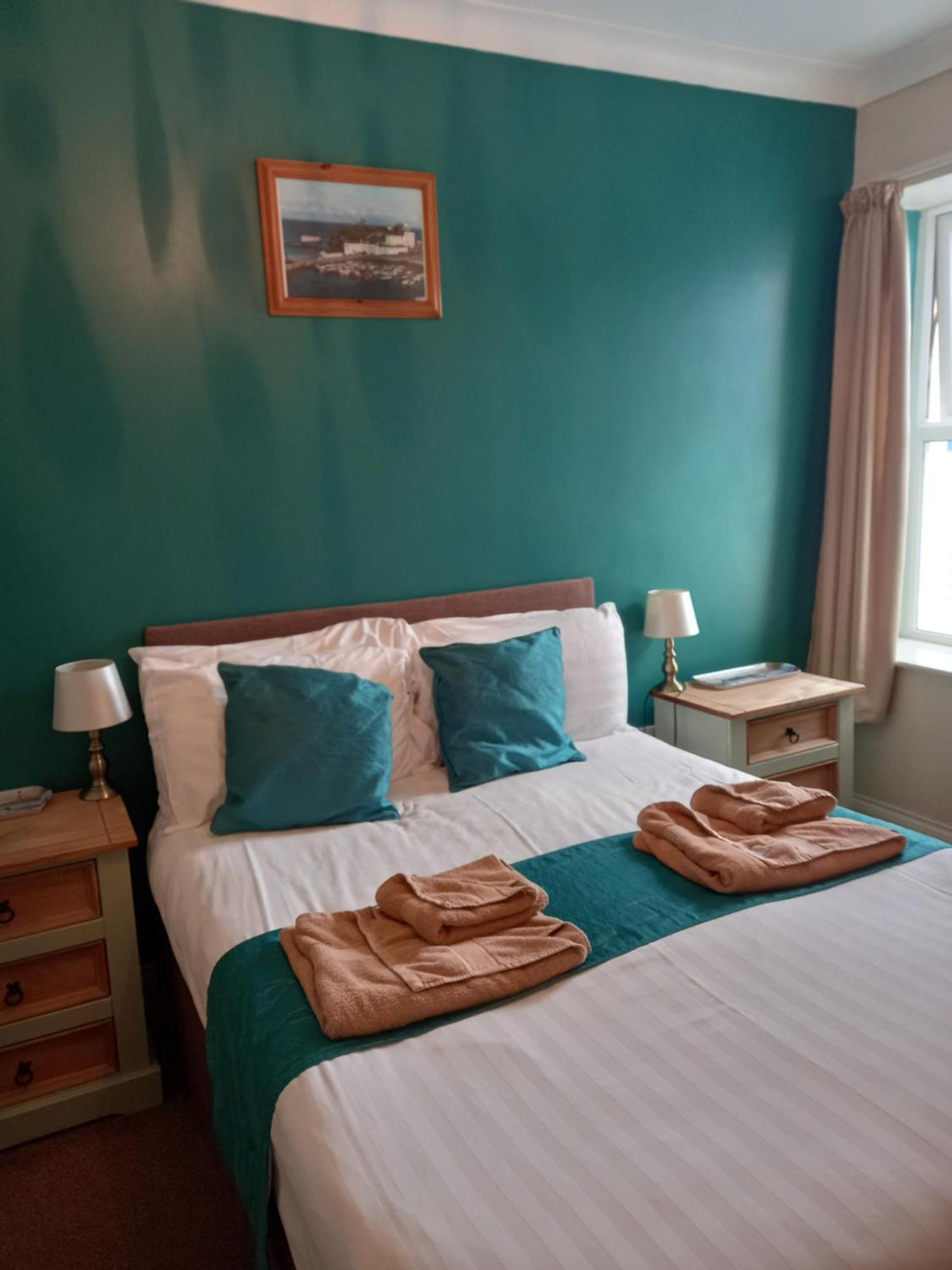 Hildebrand Guest House Tenby Exterior foto