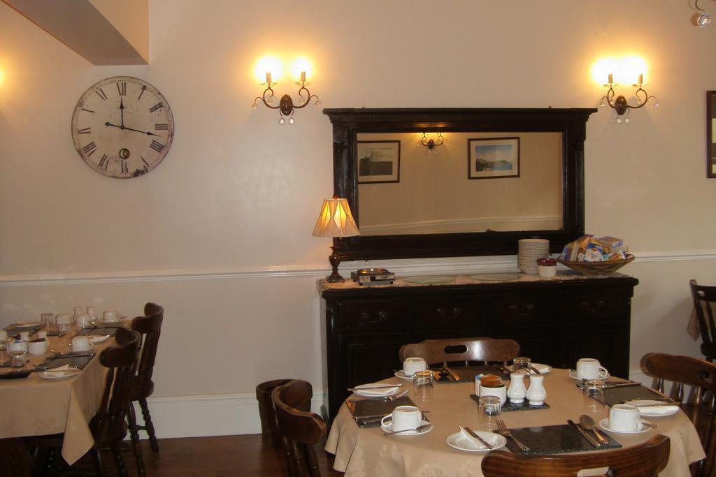 Hildebrand Guest House Tenby Exterior foto